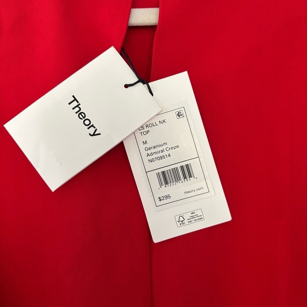 NWT Theory Admiral Crepe Roll Neck Flare Sleeve Boxy Keyhole Blouse Geranium Red - Picture 12 of 12